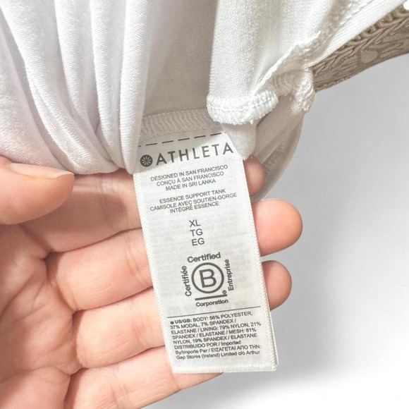 NWT Athleta Essential Support Tank With Self Bra White Minimalist Athleisure - Picture 5 of 7